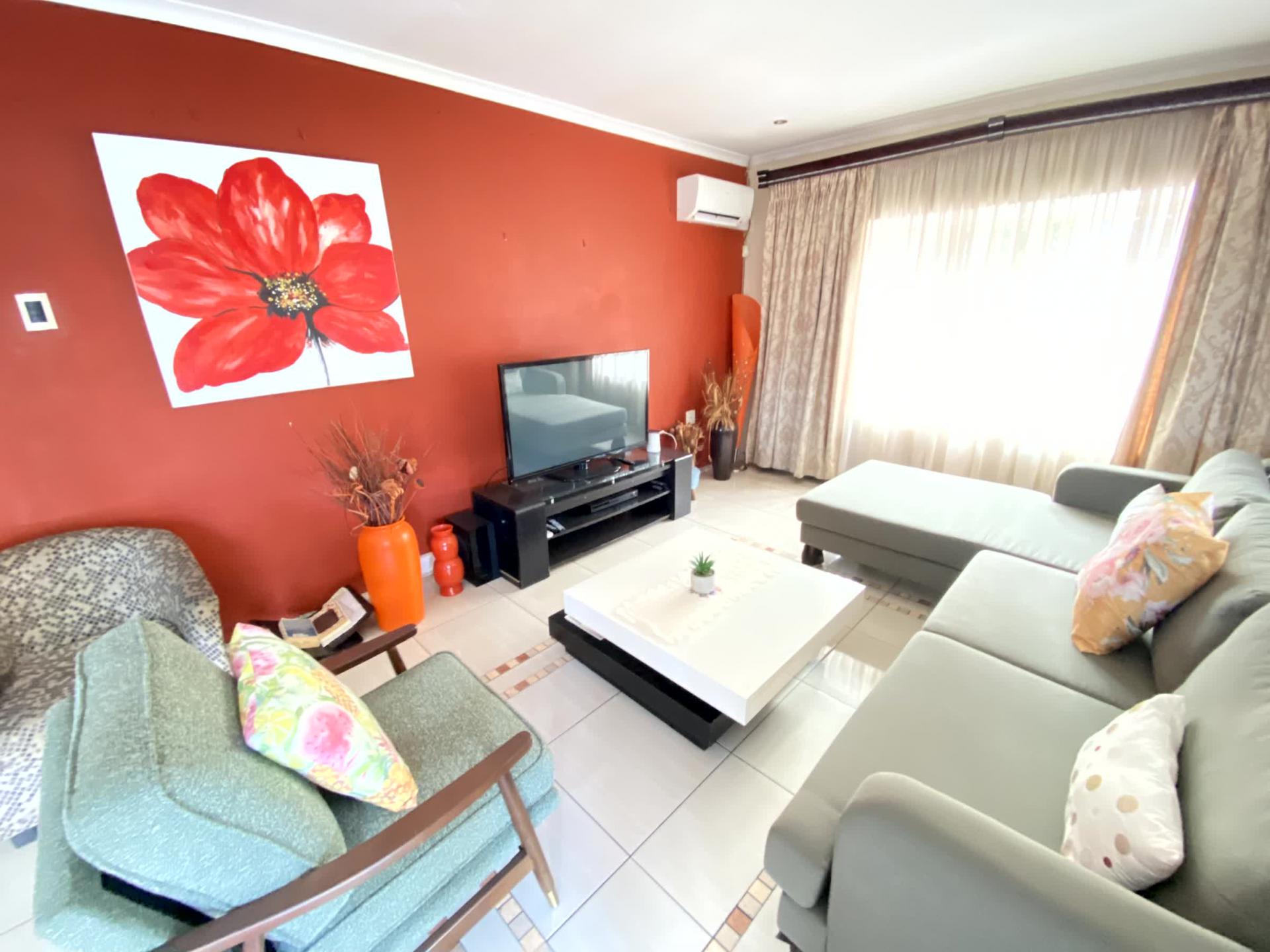 of property in Montclair (Dbn)