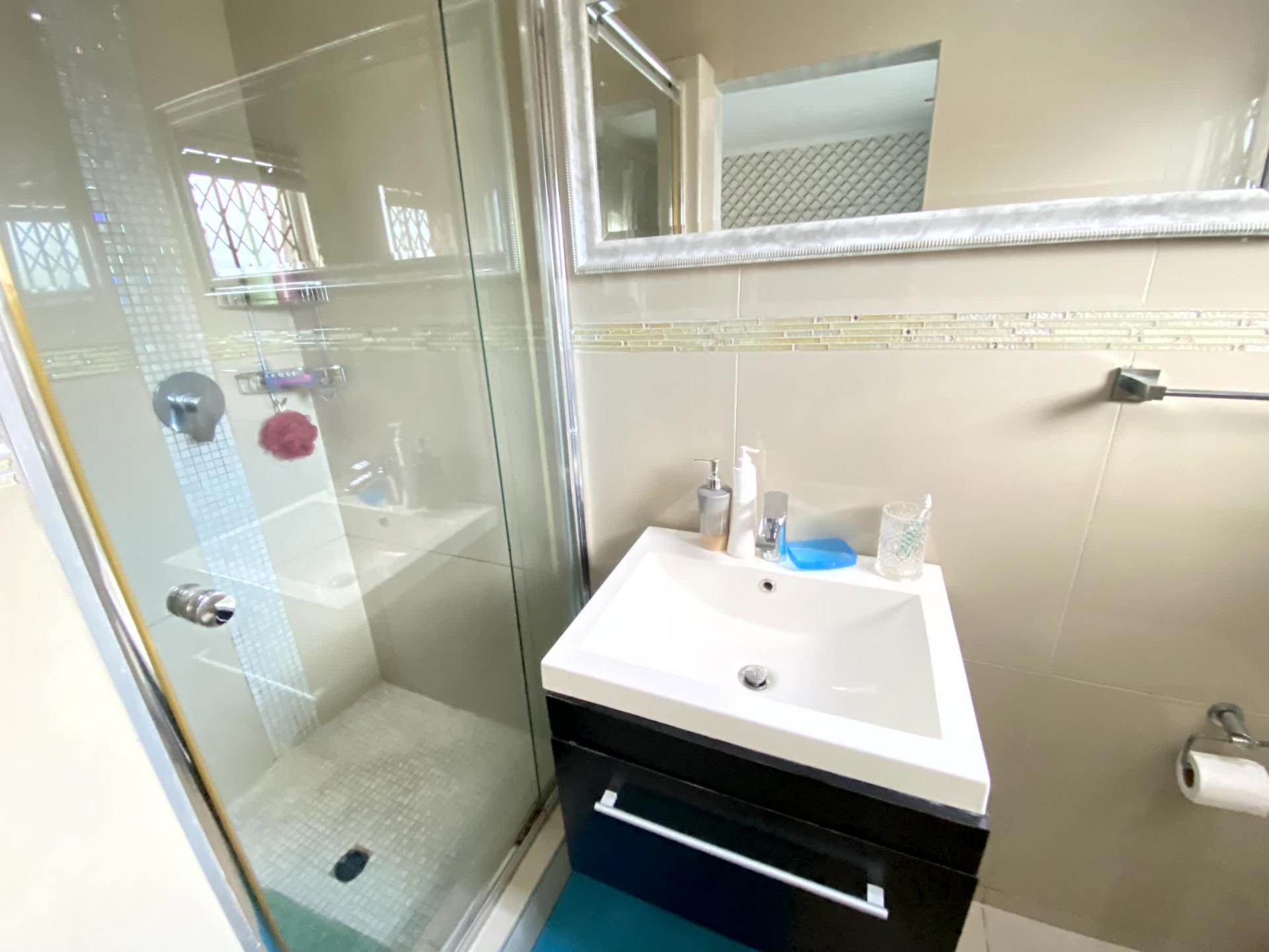  of property in Montclair (Dbn)