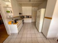  of property in Linmeyer