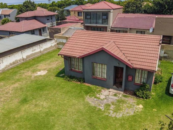 3 Bedroom House for Sale For Sale in Albertsdal - MR705223