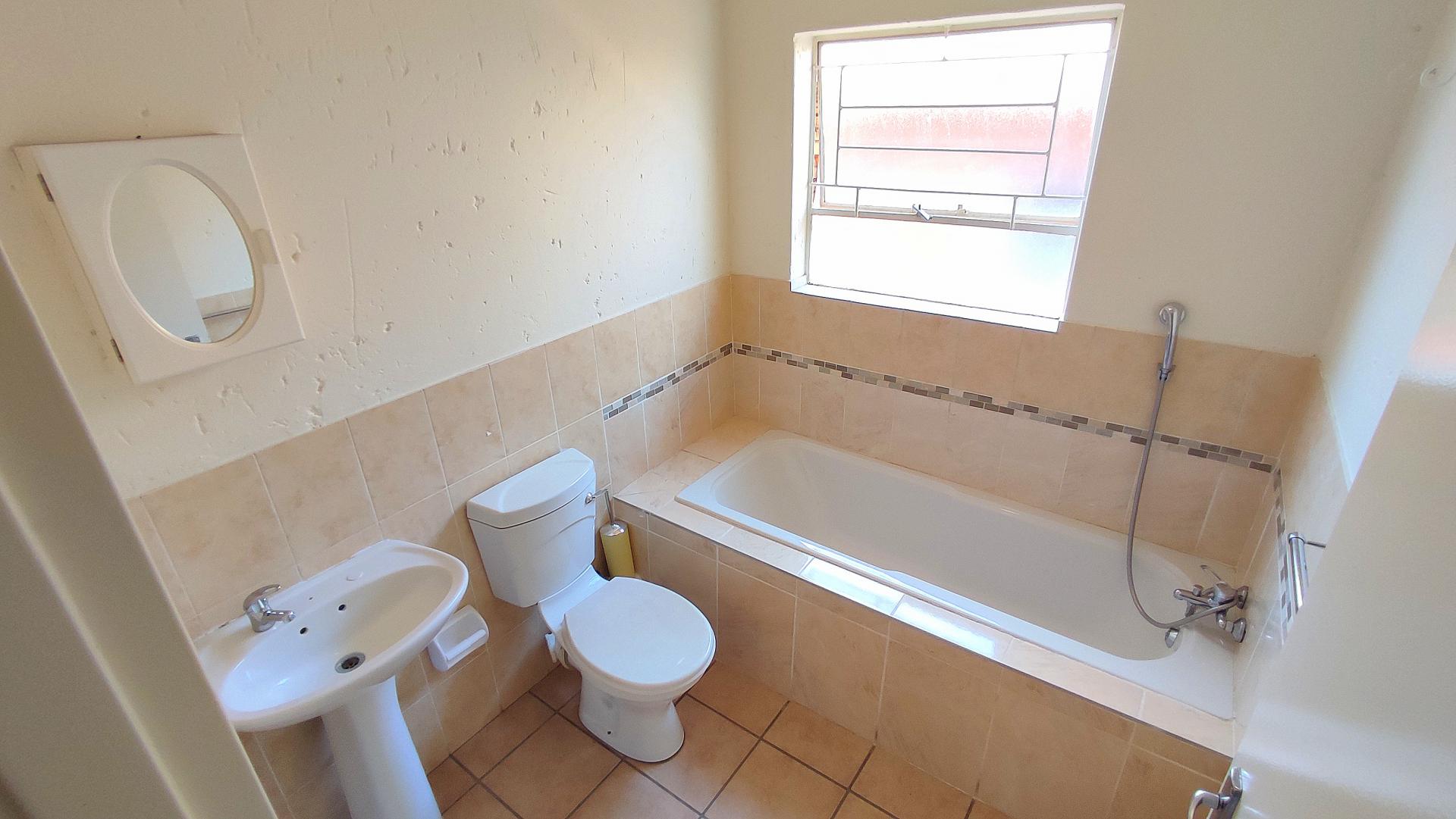  of property in Heuwelsig Estate