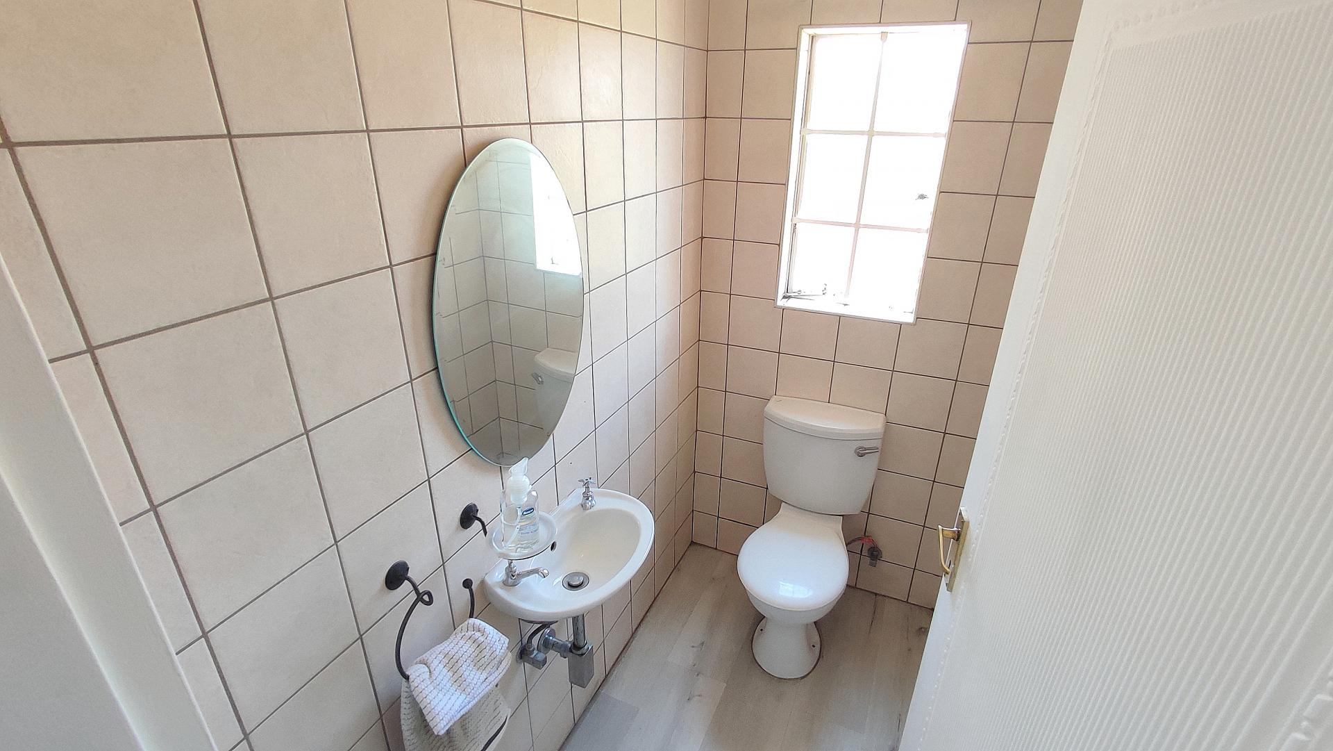  of property in Amberfield Valley