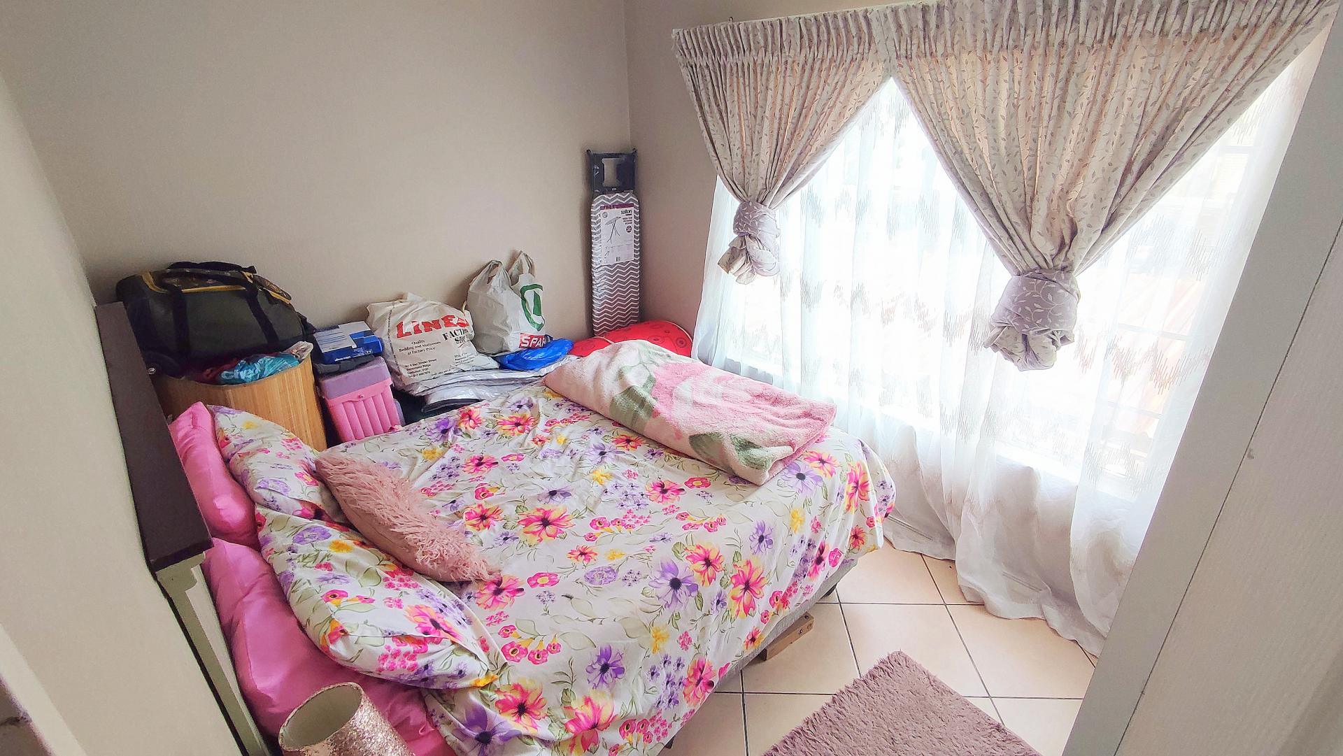  of property in Heuwelsig Estate