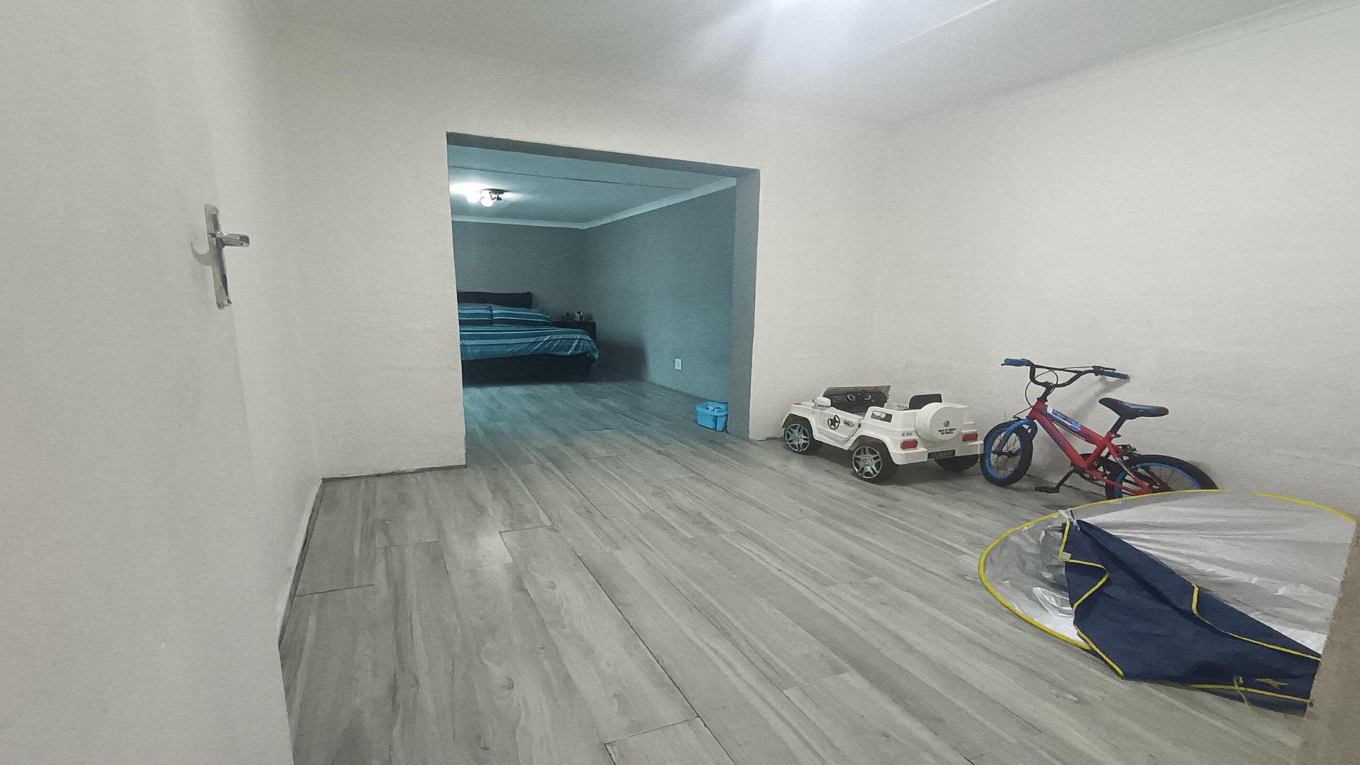 Bed Room 3 of property in Mitchells Plain