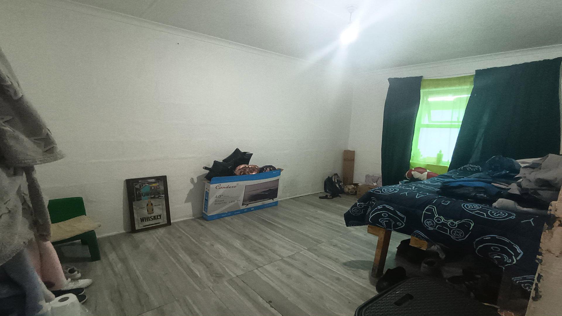 Bed Room 2 of property in Mitchells Plain