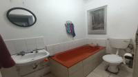 Bathroom 1 of property in Mitchells Plain