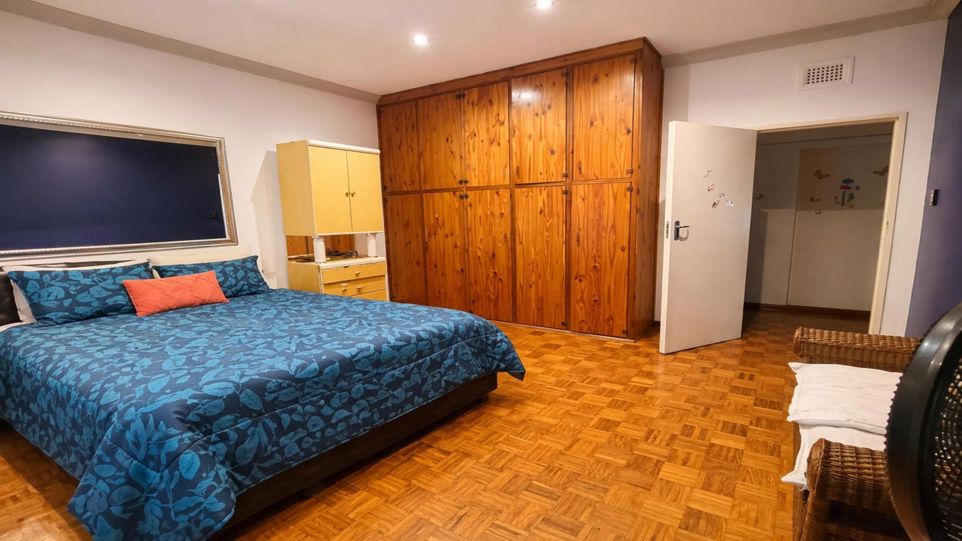 Bed Room 1 of property in Southport