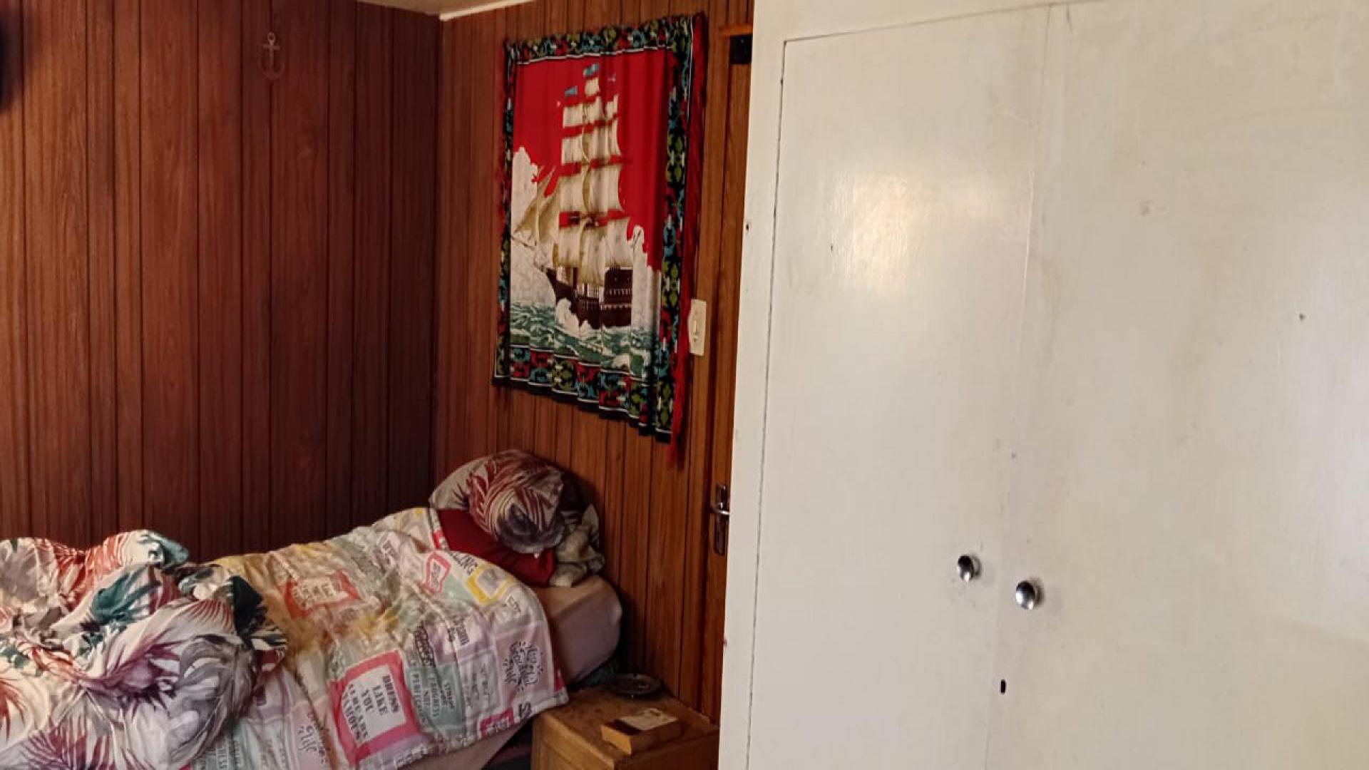 Bed Room 1 of property in Koingnaas
