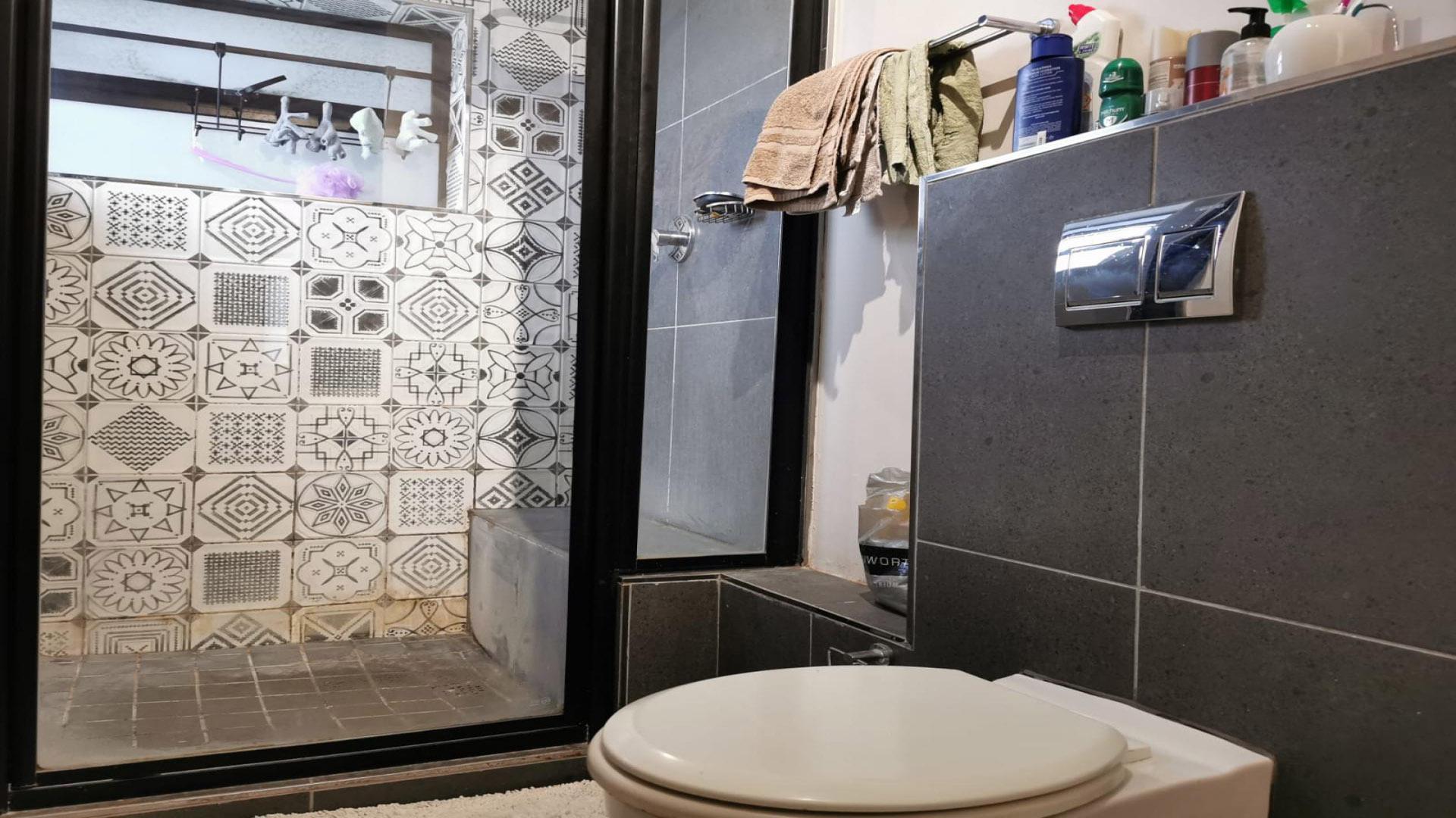 Bathroom 1 of property in Walmer