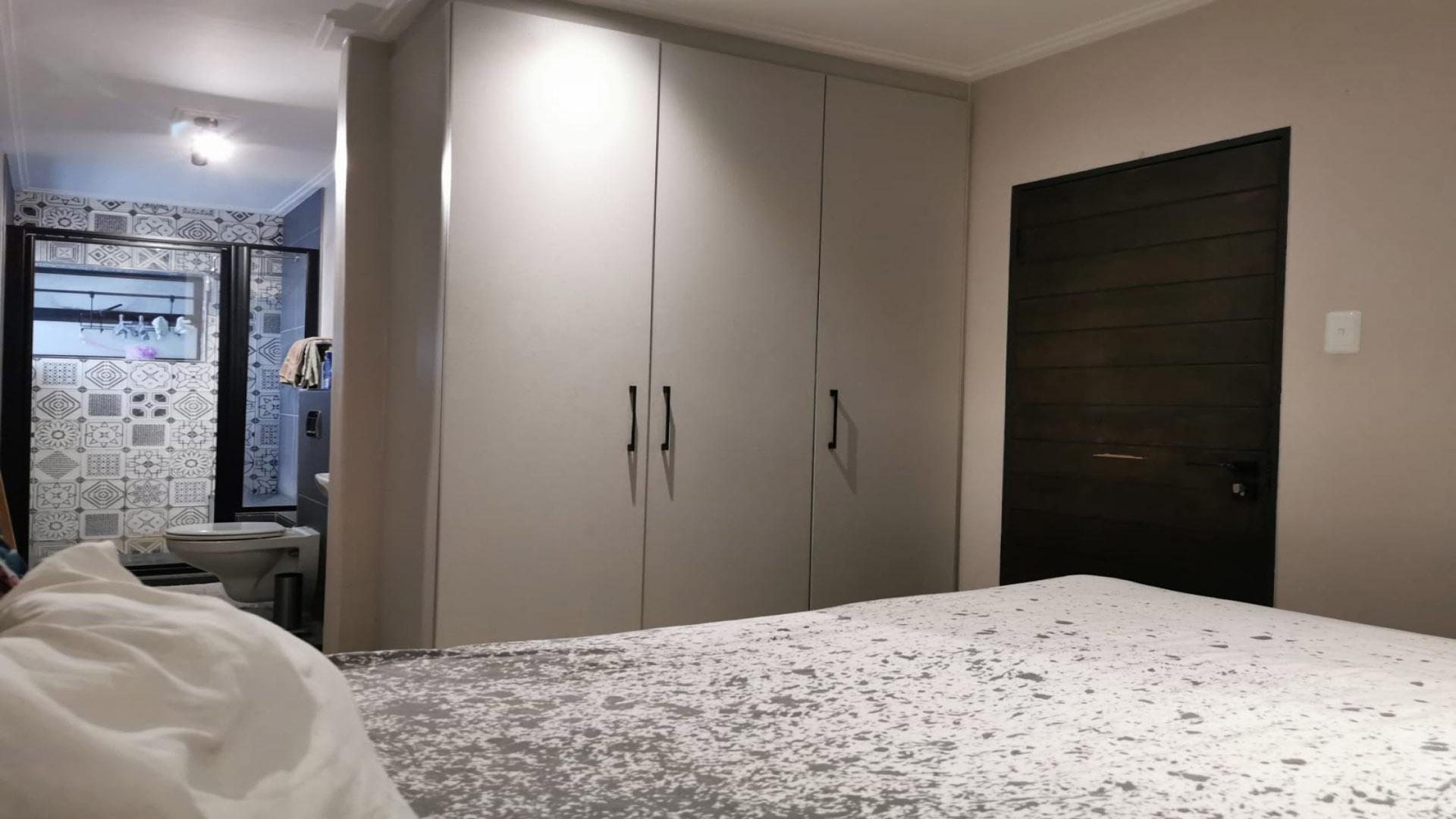 Bed Room 1 of property in Walmer