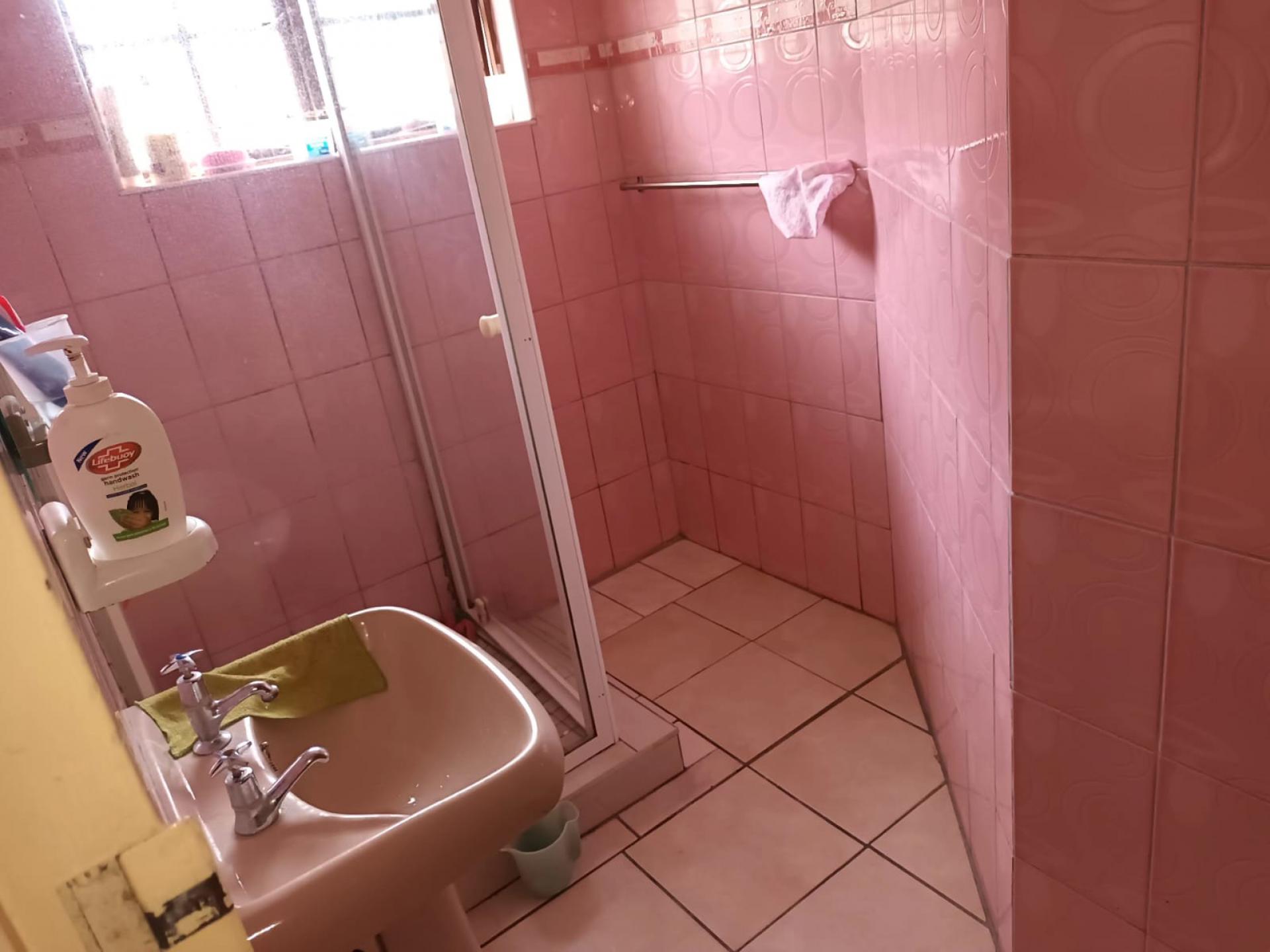  of property in Mandini