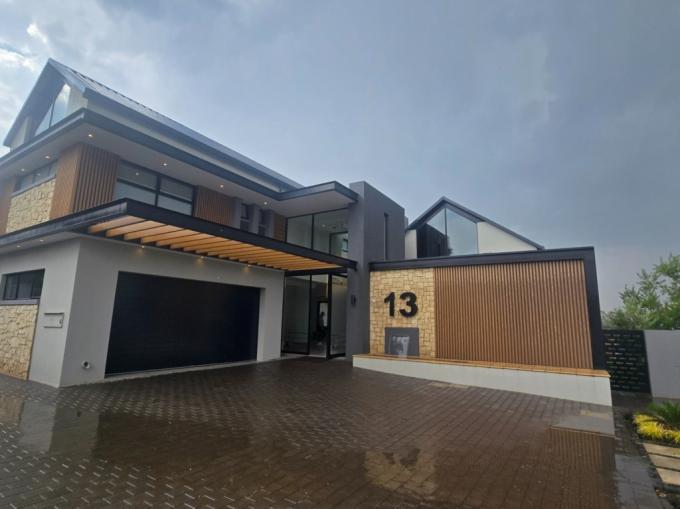 5 Bedroom House for Sale For Sale in Midstream Estate - MR705362