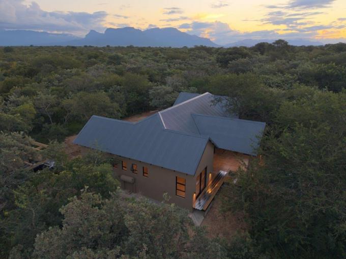 3 Bedroom House for Sale For Sale in Hoedspruit - MR705368