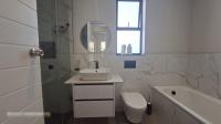 Bathroom 1 of property in Somerset West
