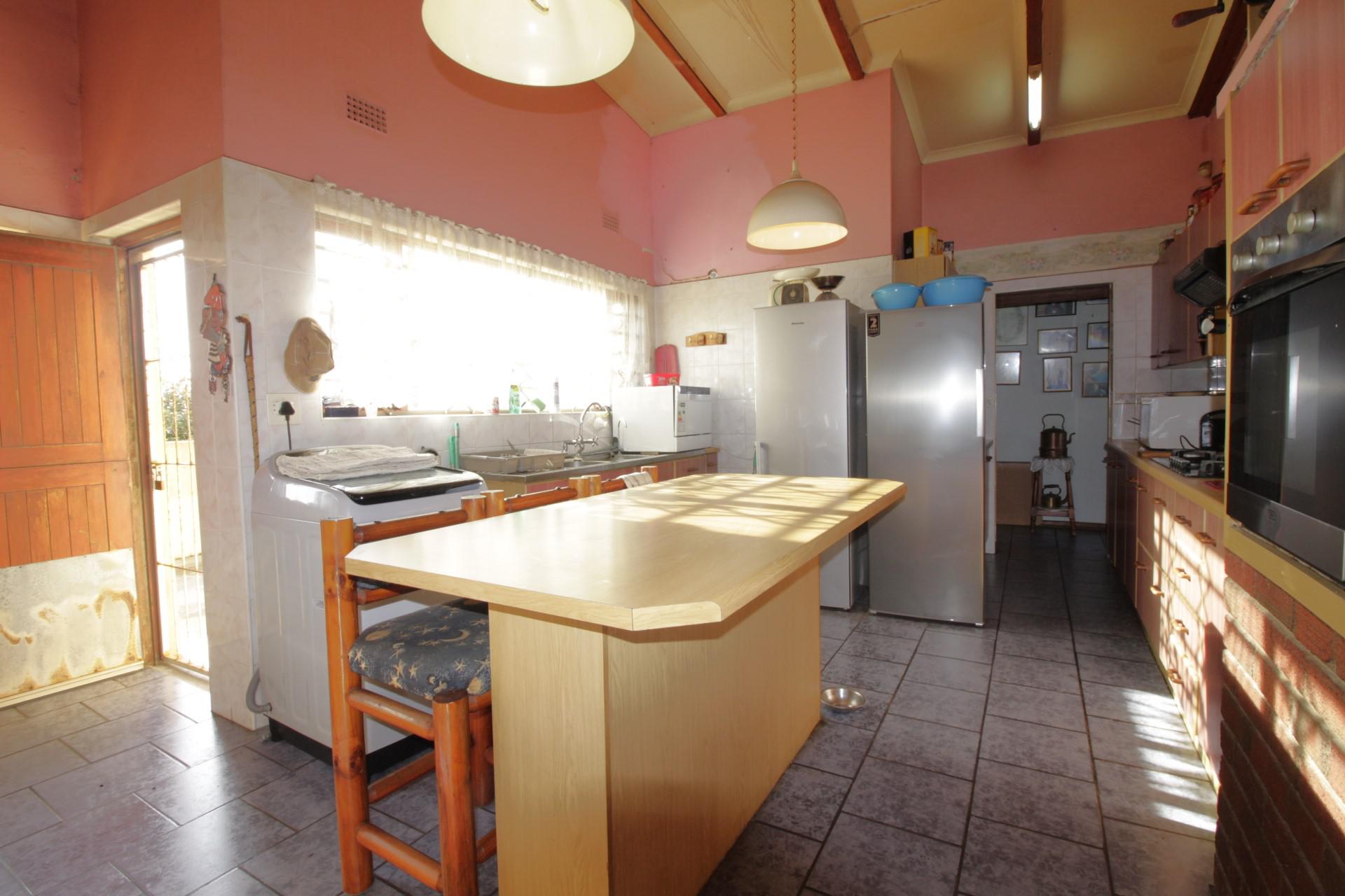  of property in Aston Bay