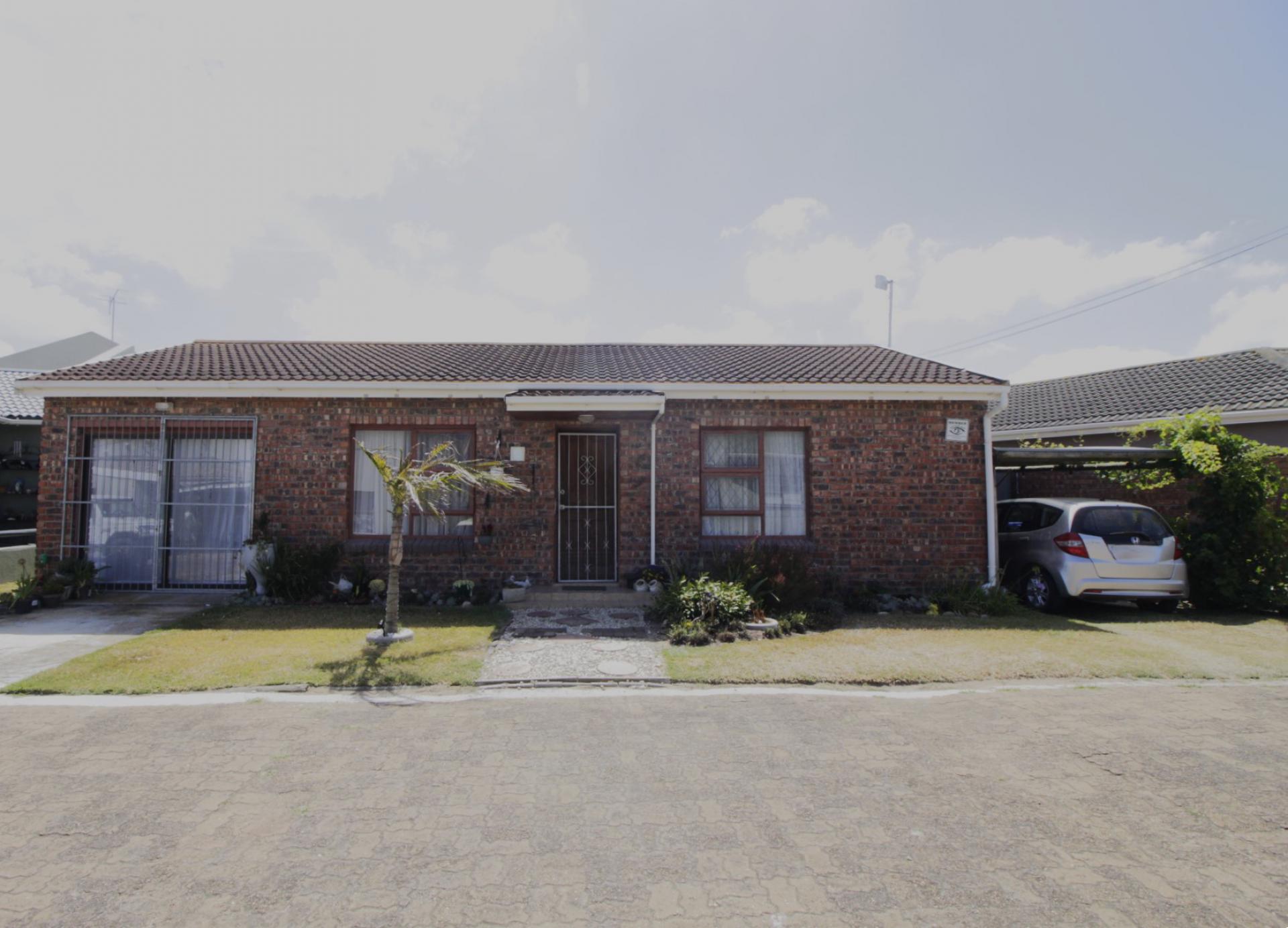  of property in Aston Bay