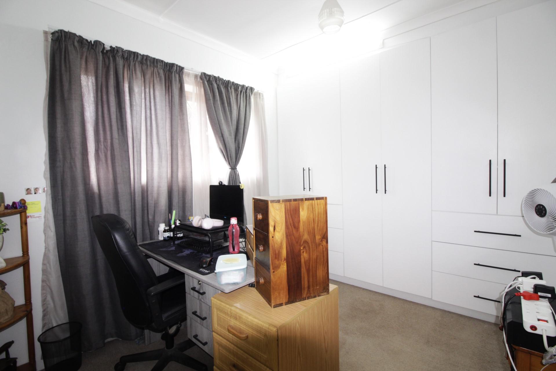  of property in Aston Bay