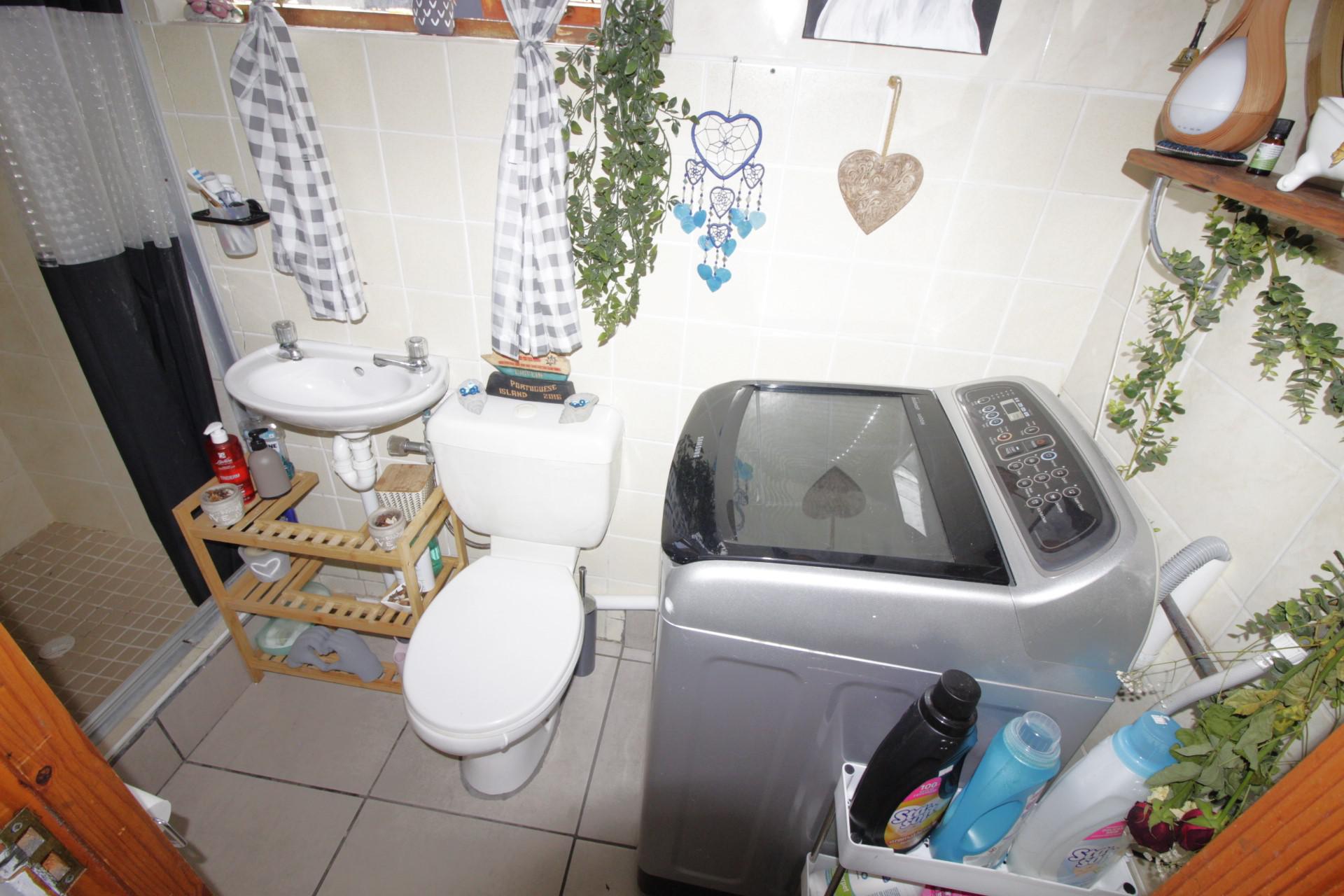  of property in Aston Bay