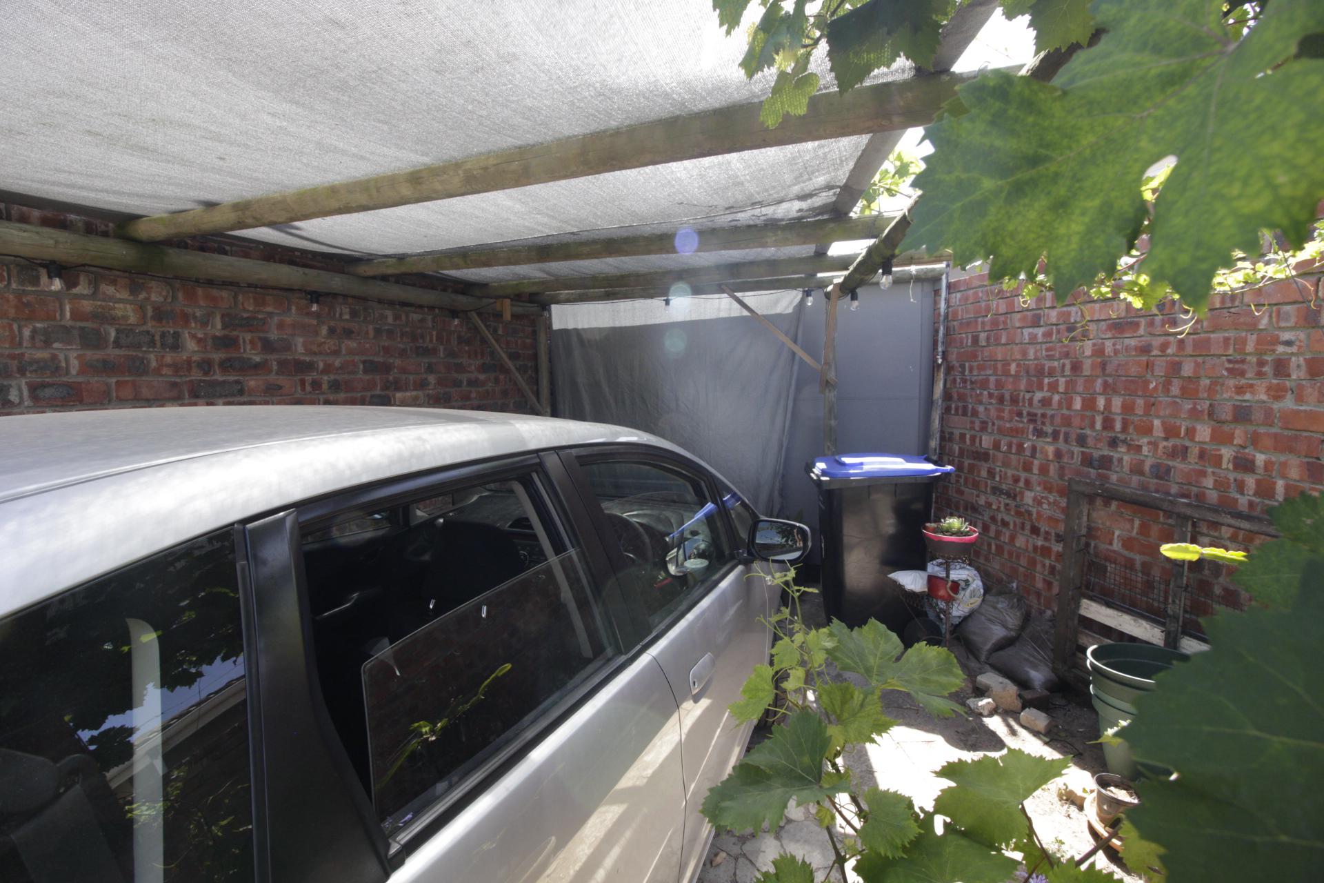  of property in Aston Bay