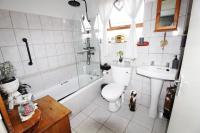  of property in Aston Bay