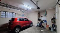 Garage - 47 square meters of property in Brackenhurst
