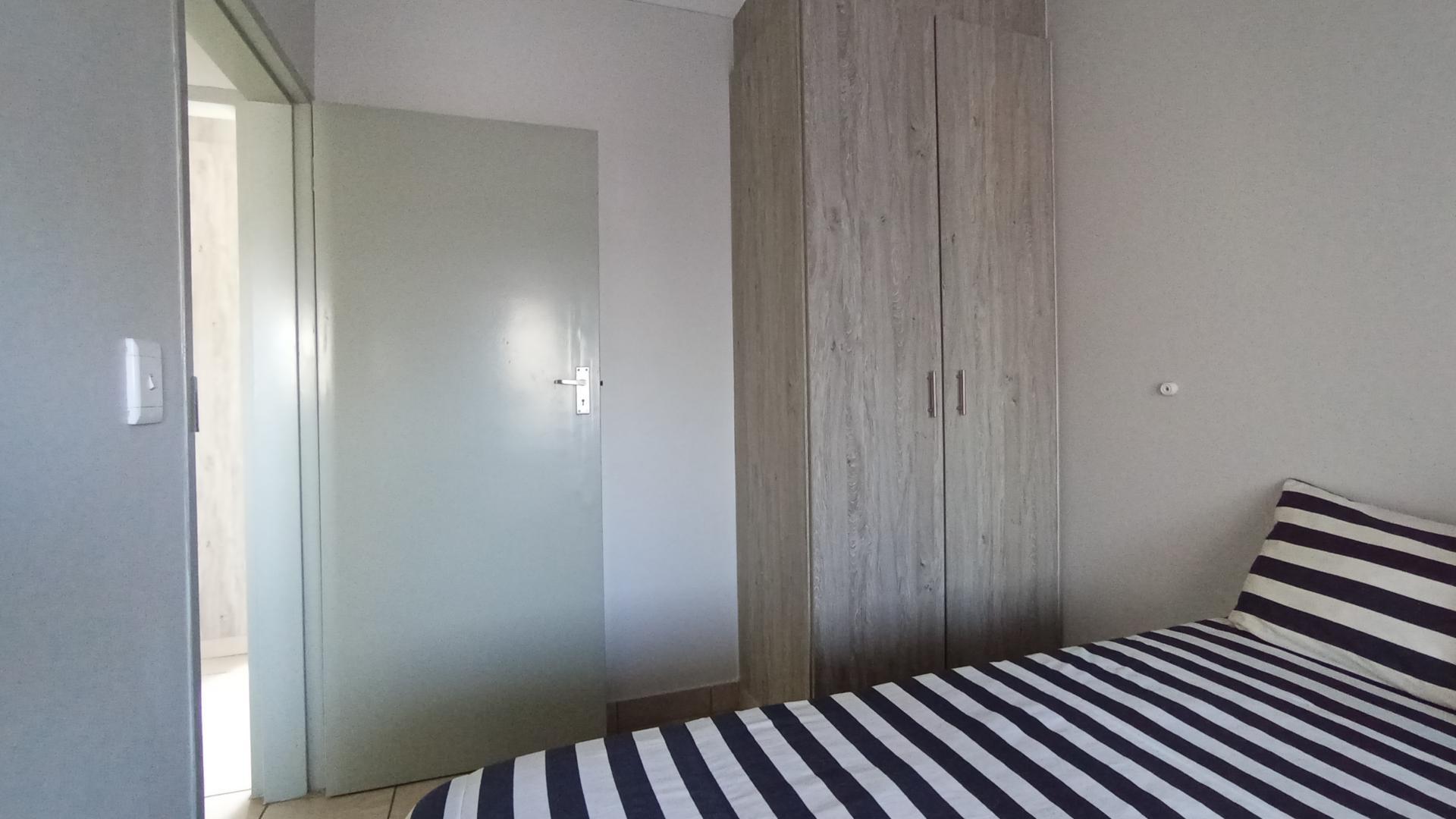 Bed Room 2 - 9 square meters of property in Montana Tuine