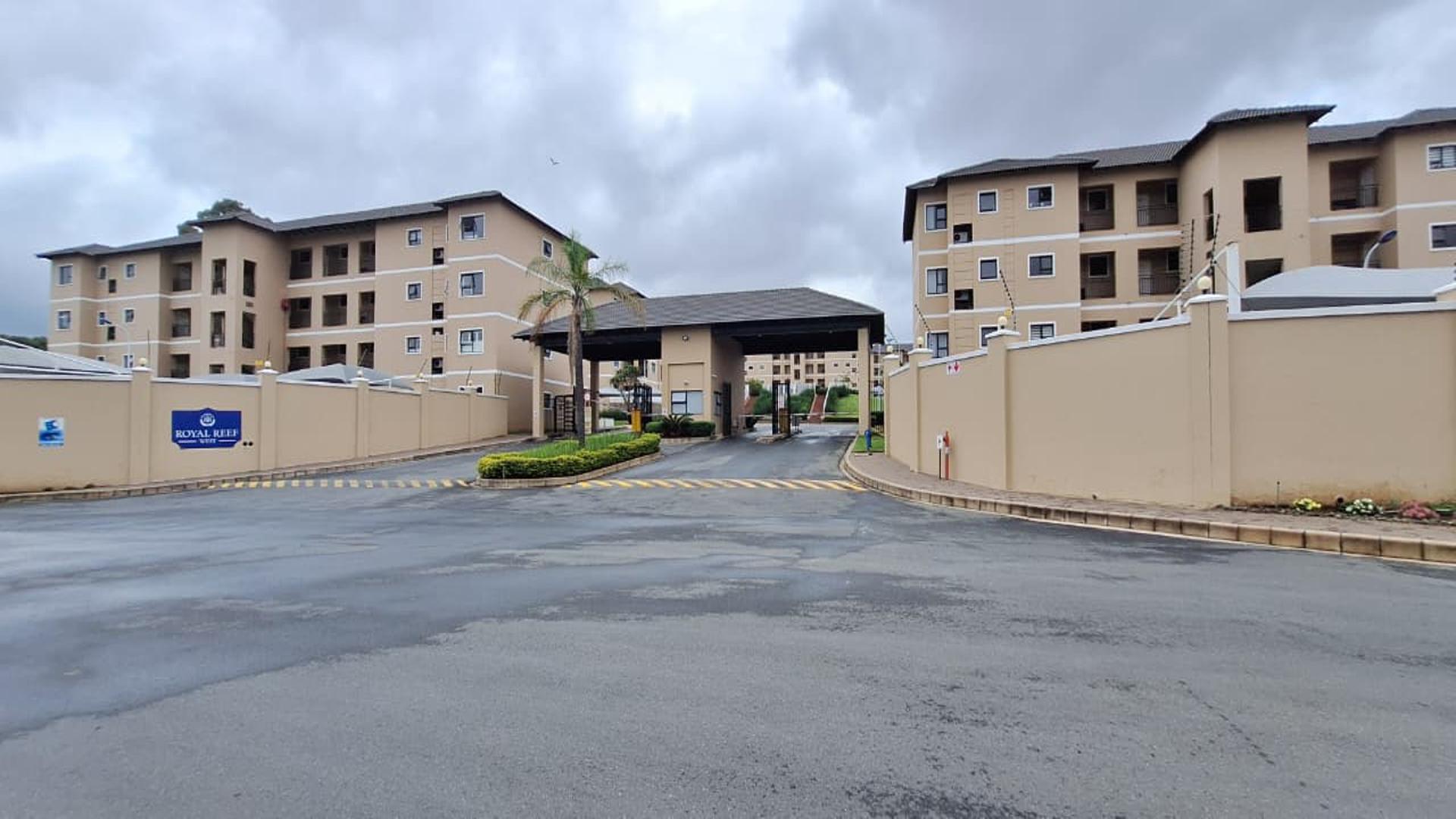 Front View of property in Lilianton