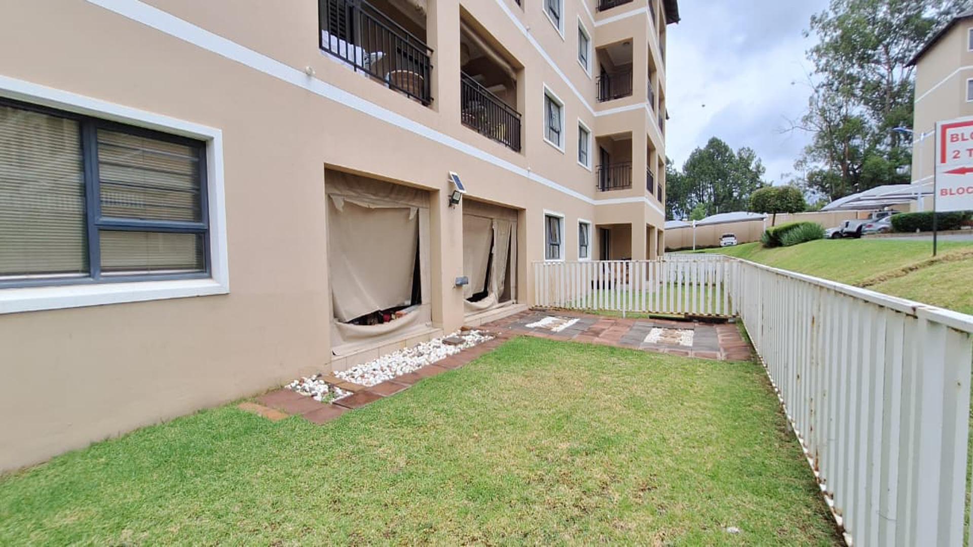 Backyard of property in Lilianton