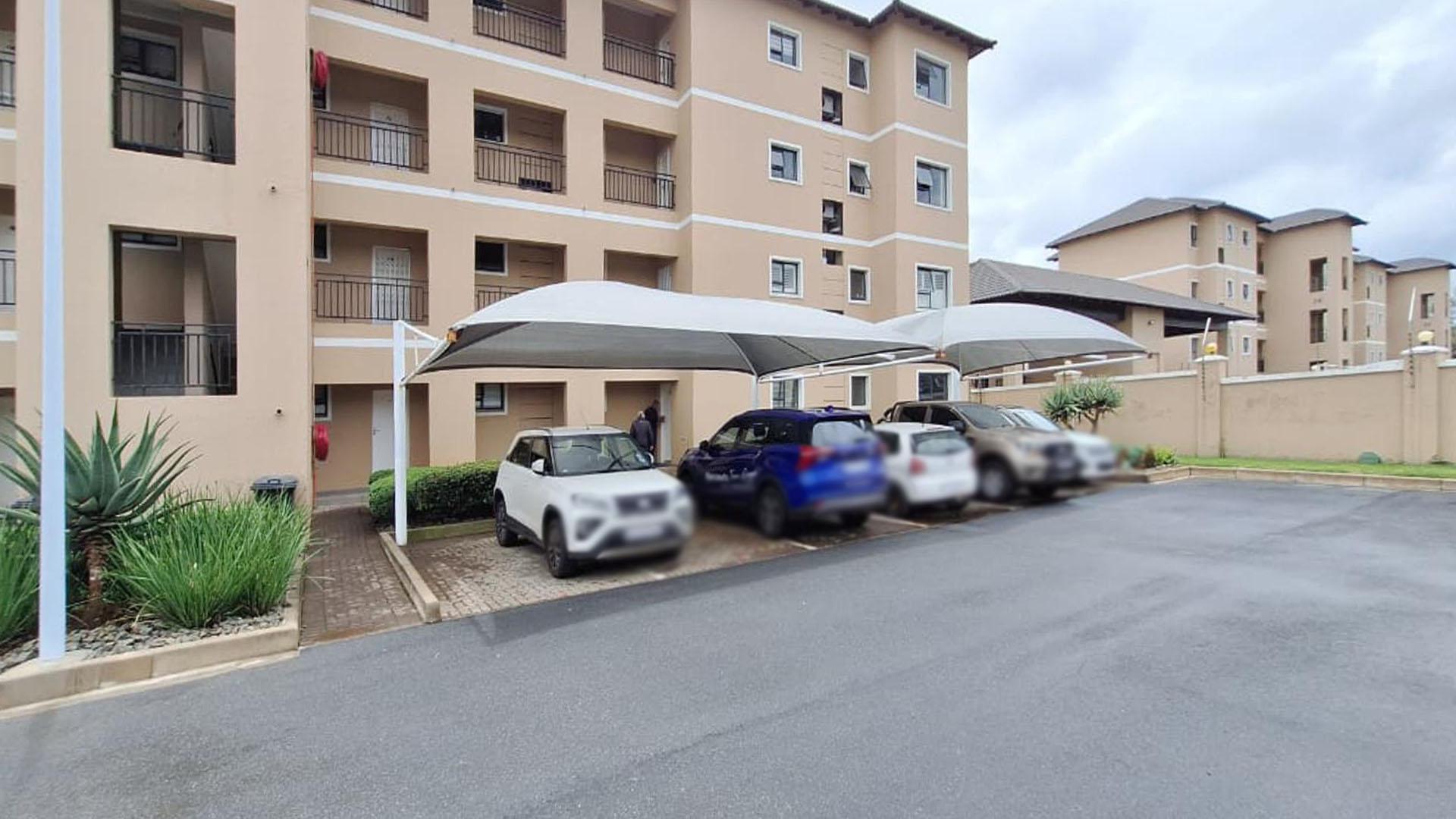 Front View of property in Lilianton