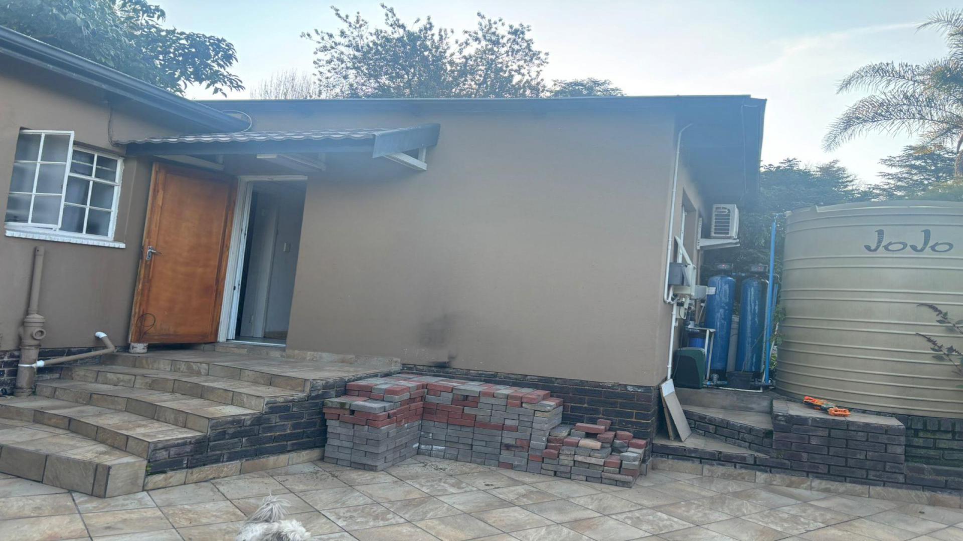 Flatlet of property in Bordeaux