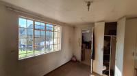 Bed Room 1 - 32 square meters of property in Bordeaux
