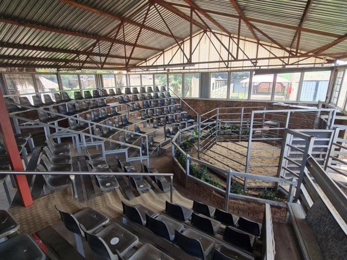 Commercial for Sale For Sale in Sundra - MR705468