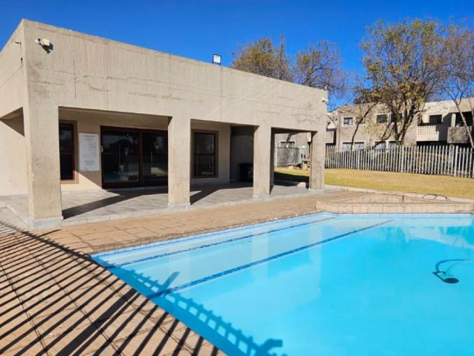 2 Bedroom Apartment for Sale For Sale in Newmarket Park - MR705484