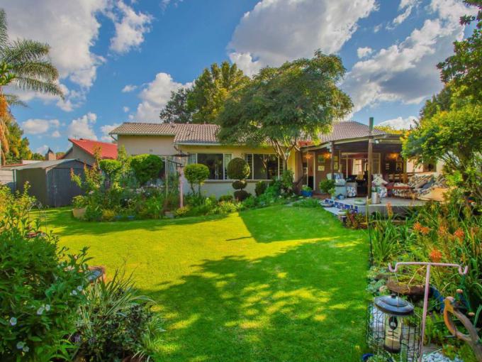 3 Bedroom House for Sale For Sale in Randpark Ridge - MR705491