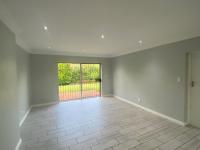  of property in Die Hoewes