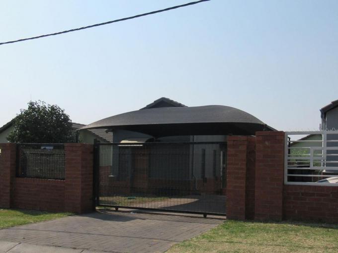 2 Bedroom House for Sale For Sale in South Hills - MR705496