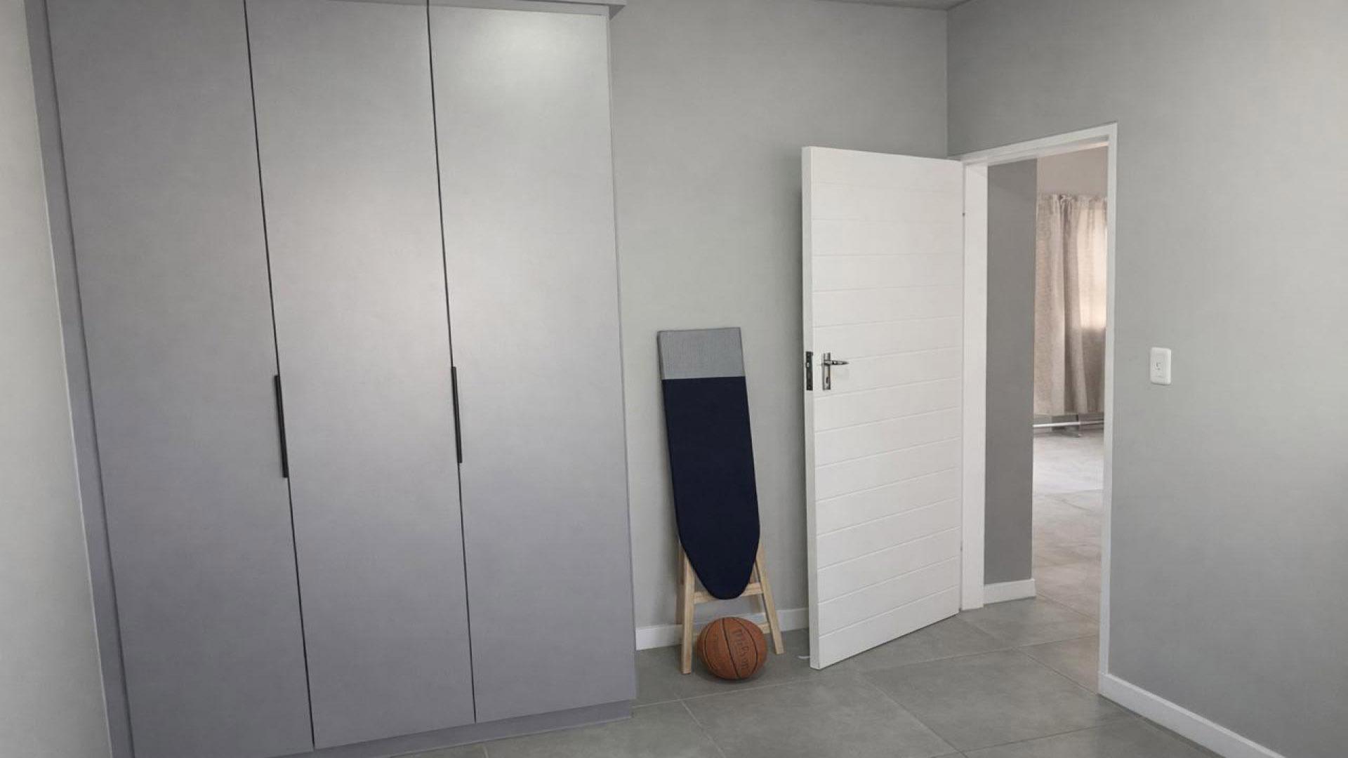 Bed Room 1 of property in Sinoville