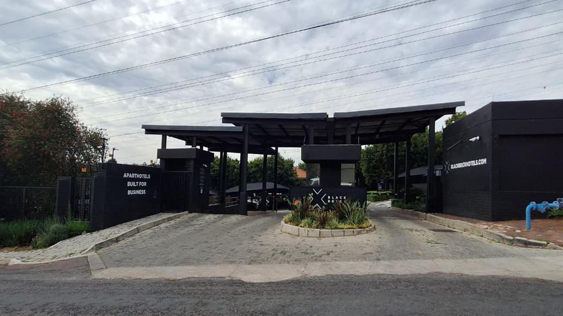 Front View of property in Bedfordview