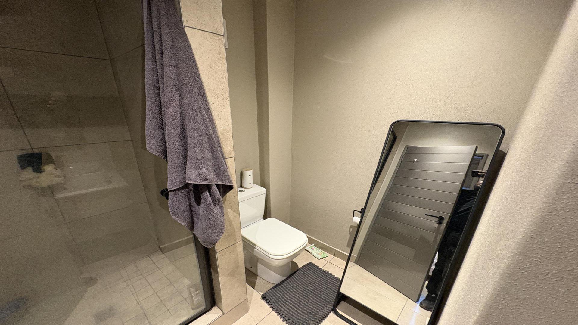 Bathroom 1 of property in Bedfordview