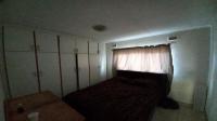 Bed Room 1 of property in Verulam 
