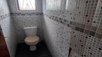 Bathroom 1 of property in Verulam 