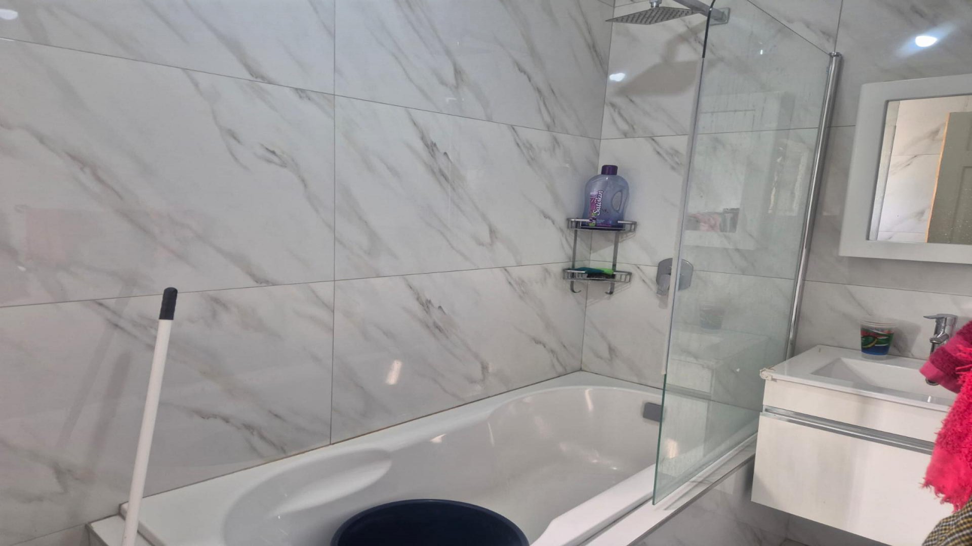 Bathroom 1 of property in Westham