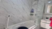Bathroom 1 of property in Westham