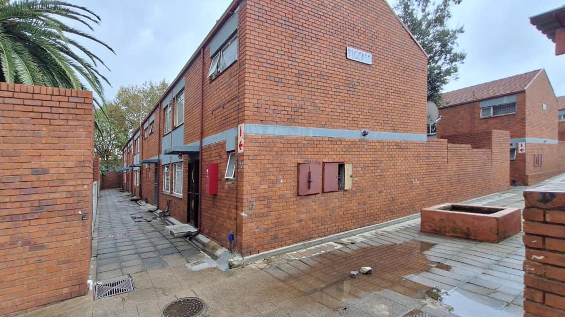 Front View of property in Georgetown