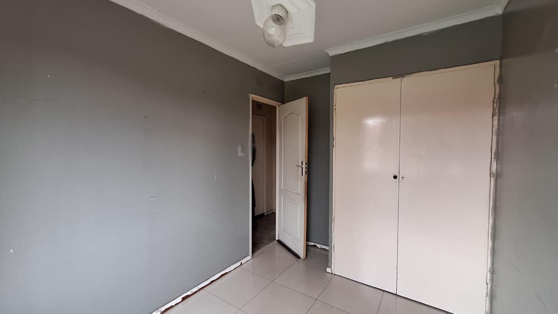 Bed Room 5+ - 24 square meters of property in Georgetown