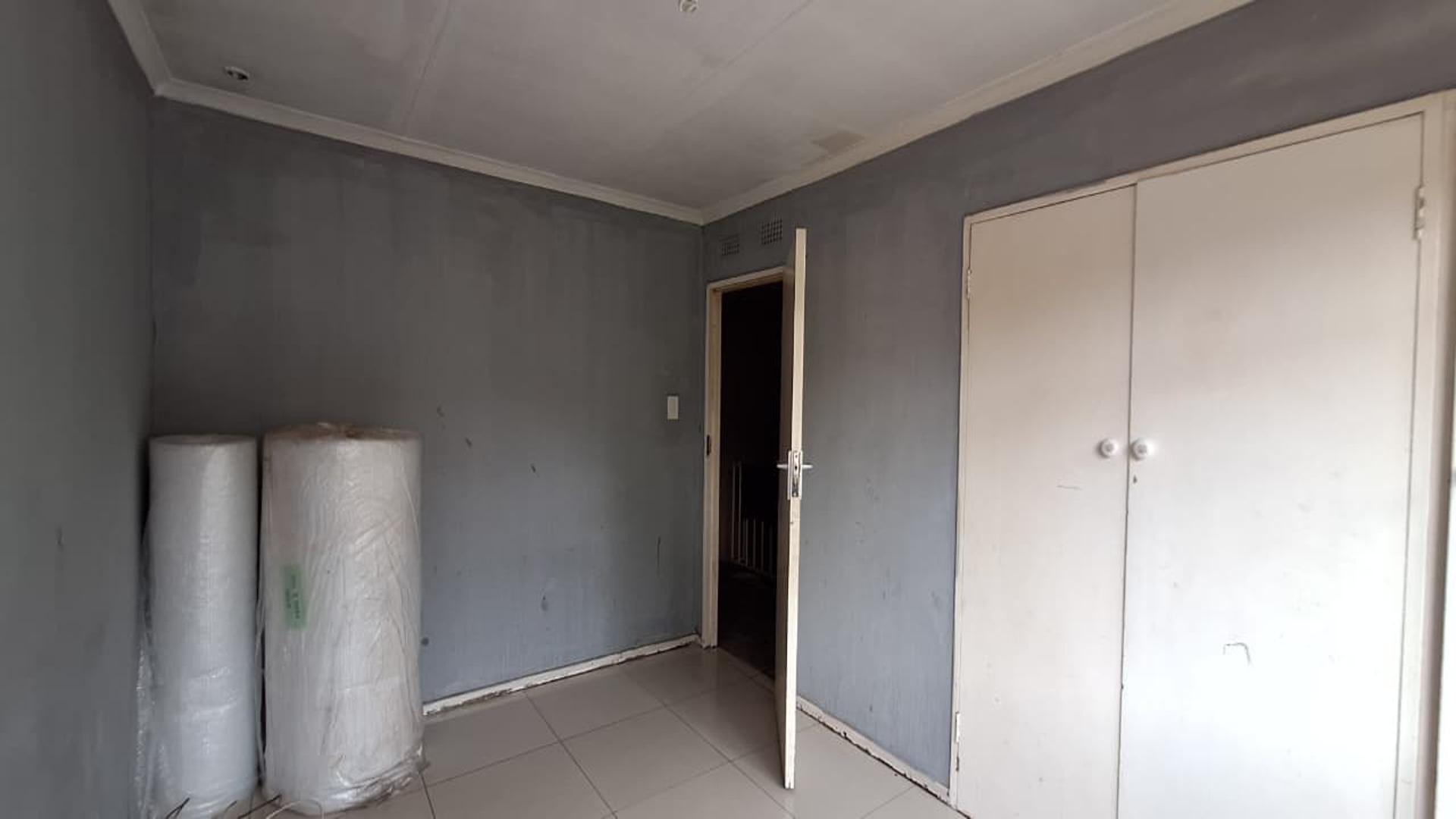Bed Room 5+ - 24 square meters of property in Georgetown