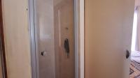 Bathroom 1 - 3 square meters of property in Krugersdorp