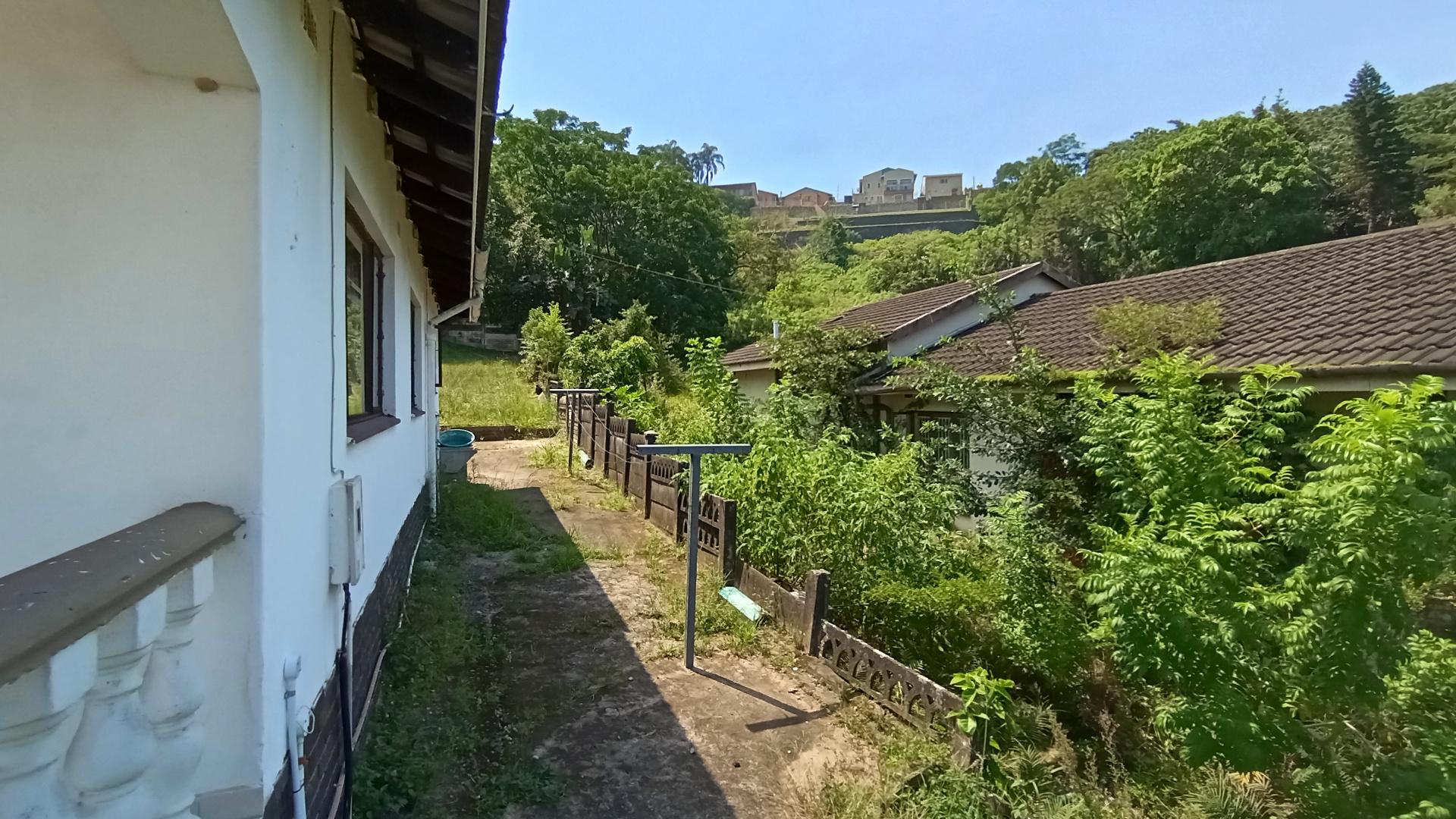 Backyard of property in Silverglen