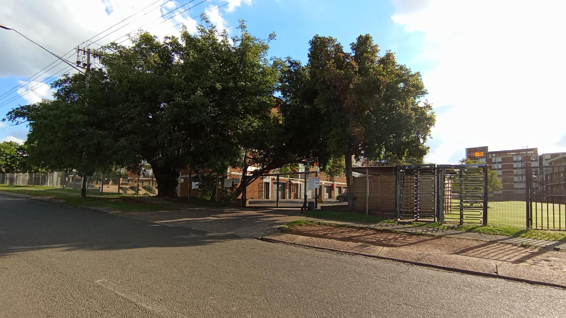 Front View of property in Kwaggasrand