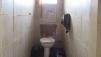 Guest Toilet - 2 square meters of property in Vanderbijlpark